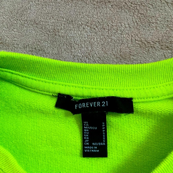 🟩Forever 21 Crop Sweater 🟩 - Picture 3 of 3